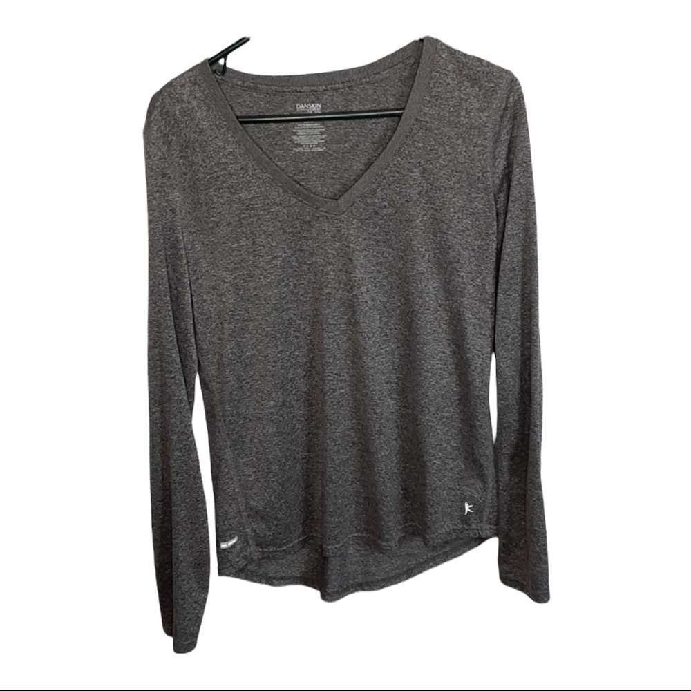 Danskin Now semi-fitted shirt Sz medium